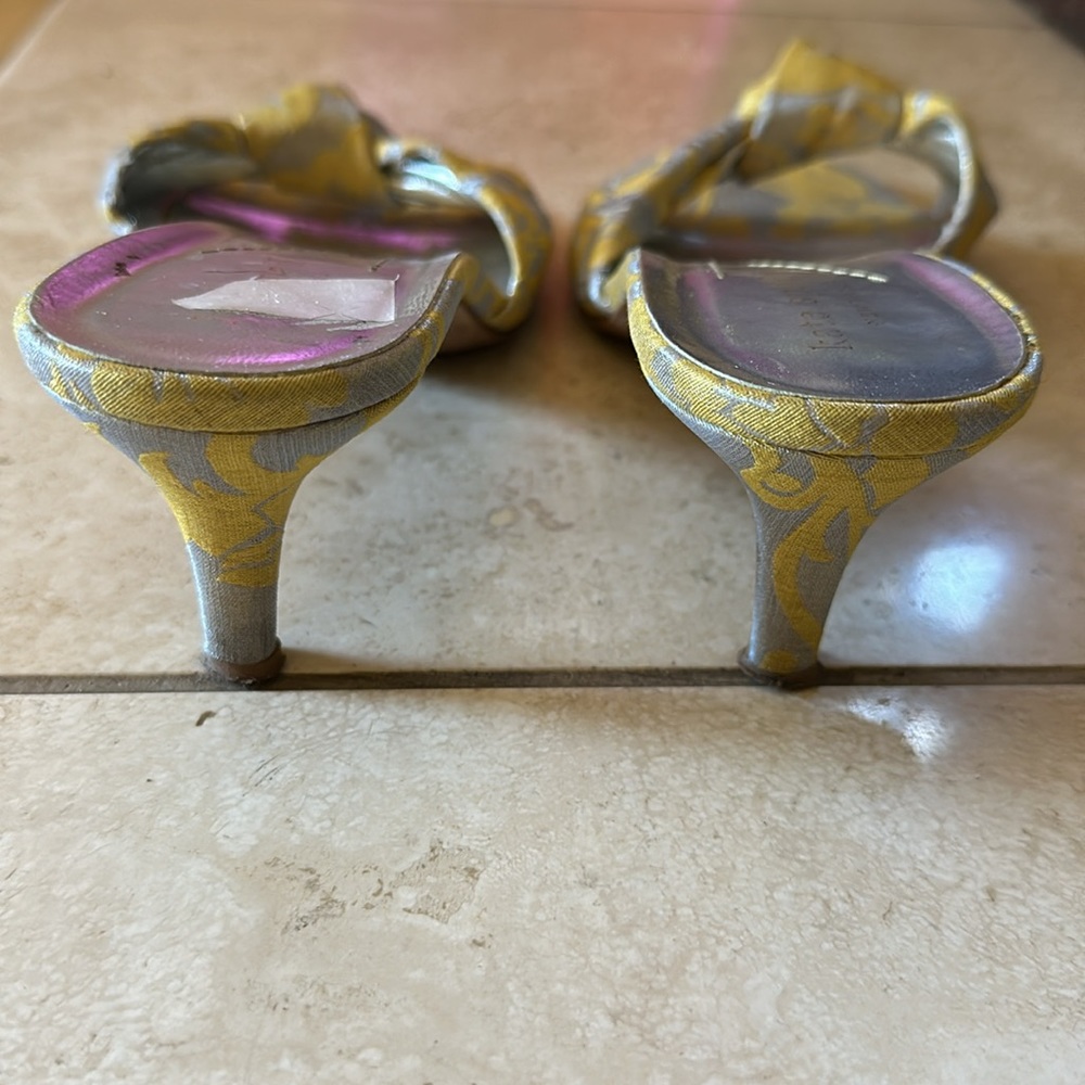 Kate Spade- Pretty brocade yellow and silver mules (vintage 2005 collection) - Picture 3 of 4